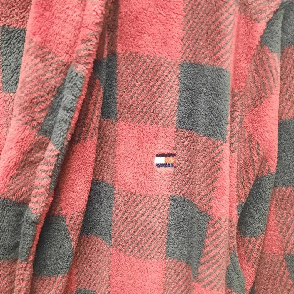 Tommy Hilfiger Mens Medium Plaid Fleece Robe Red Black Sleepwear Pajamas Warm